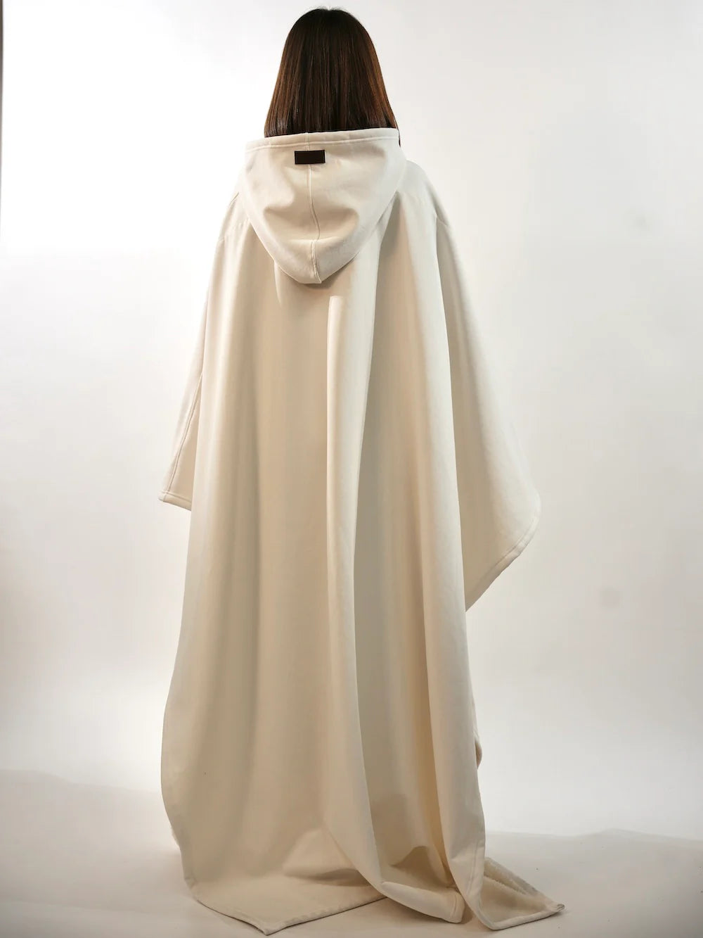 Lamarcio Luxe Cloak